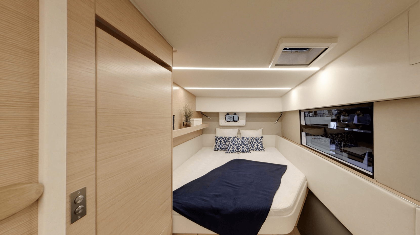 interior yacht design